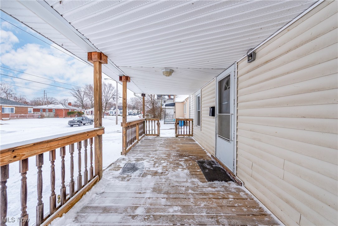 326 Indiana Avenue Property Photo 44