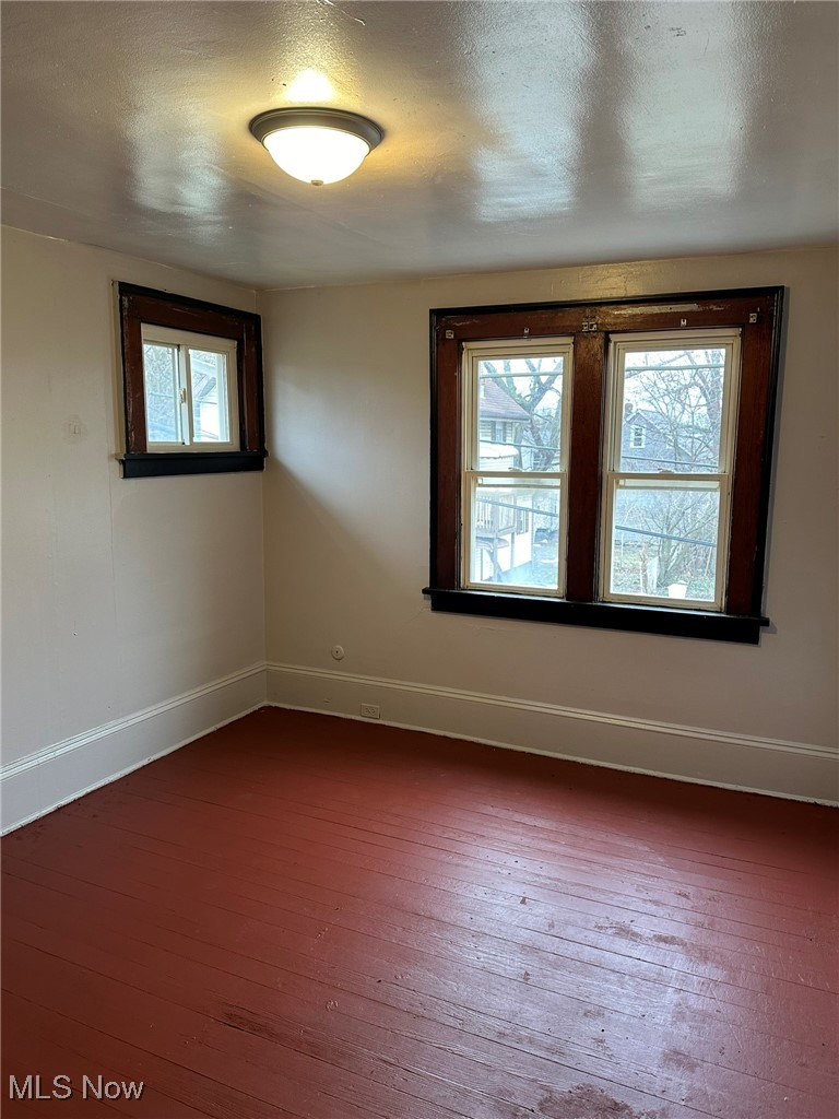 864 Forrest Drive Property Photo 10