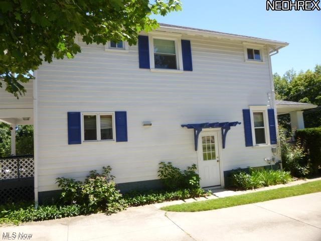 751 E Main Street Property Photo 3