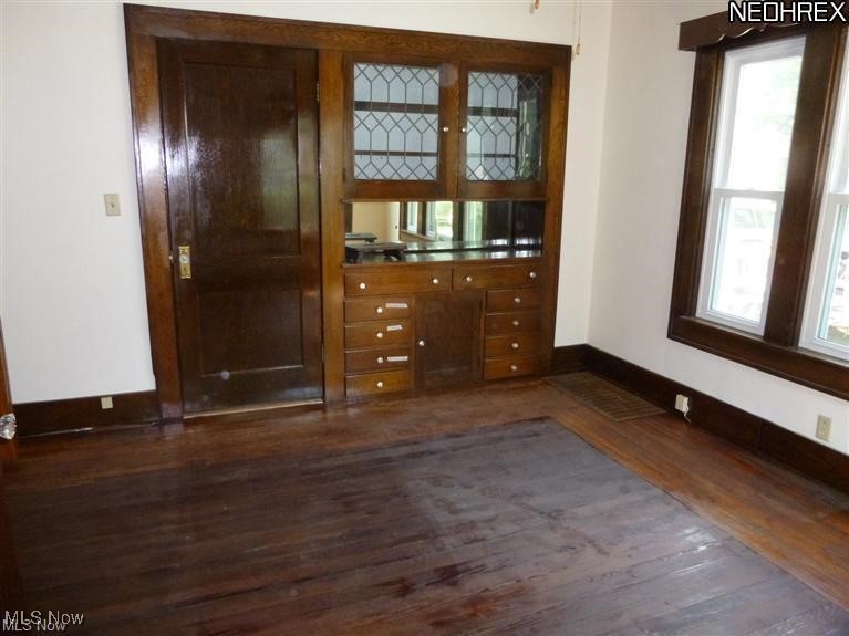 751 E Main Street Property Photo 11
