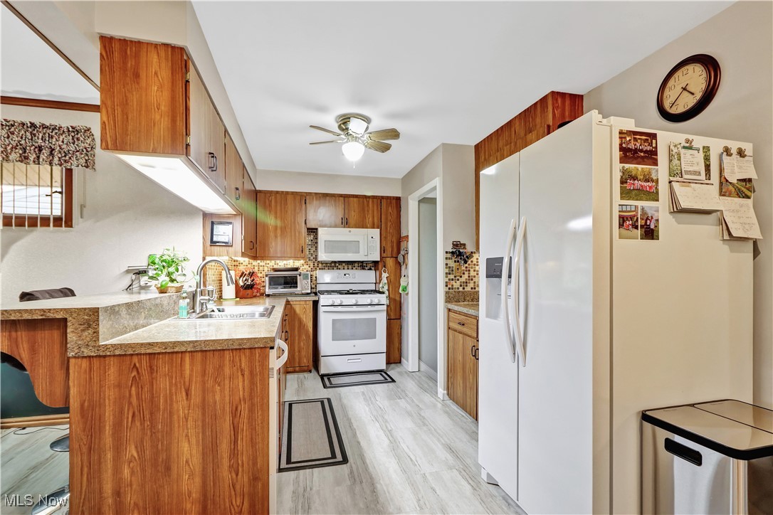 25550 Glenbrook Boulevard Property Photo 4