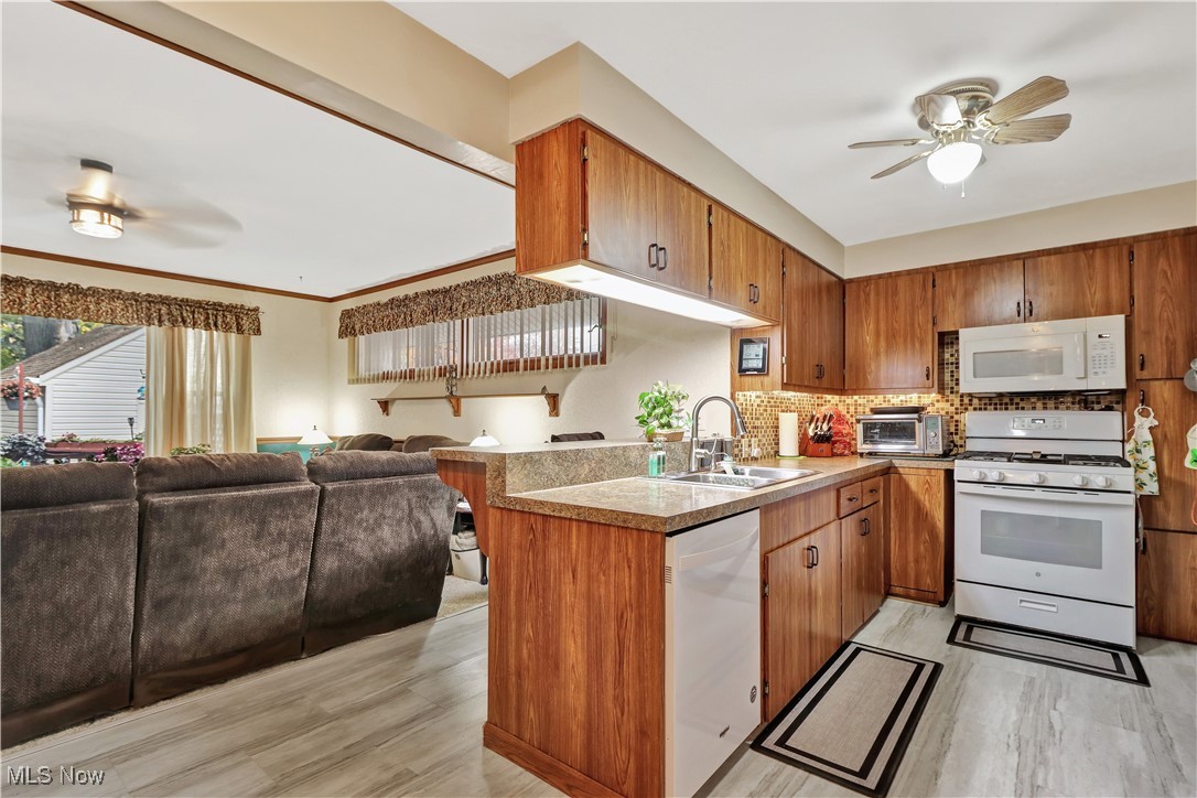 25550 Glenbrook Boulevard Property Photo 5