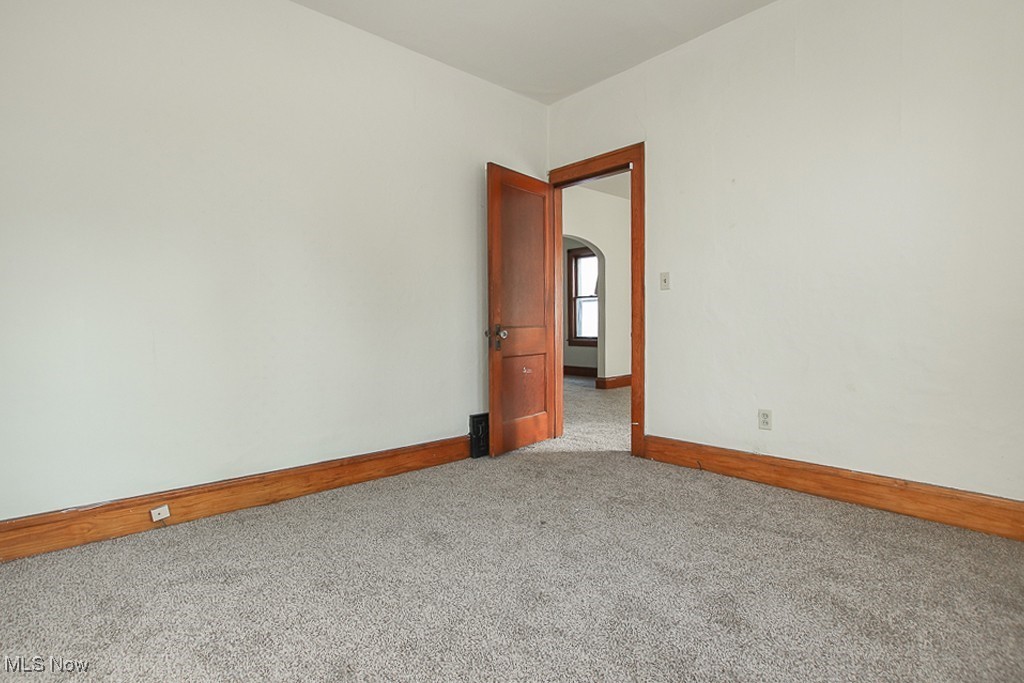 1101 E 66th Street Property Photo 13