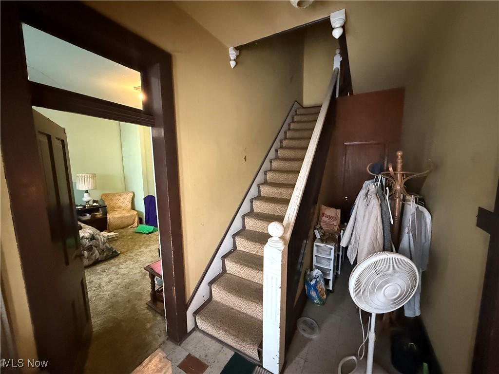 507 W 3rd Street Property Photo 9