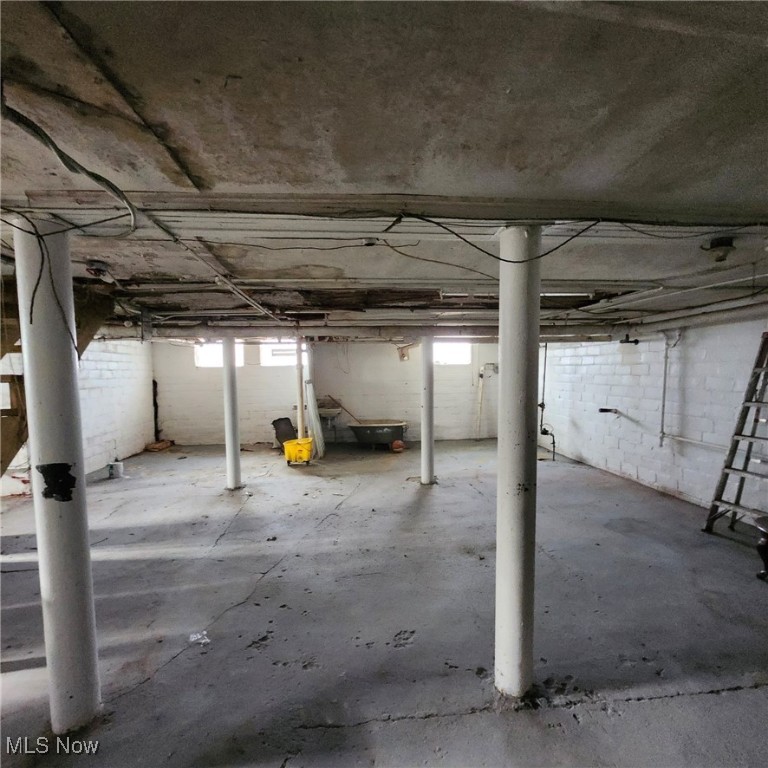 2000 Hanover Drive Property Photo 12