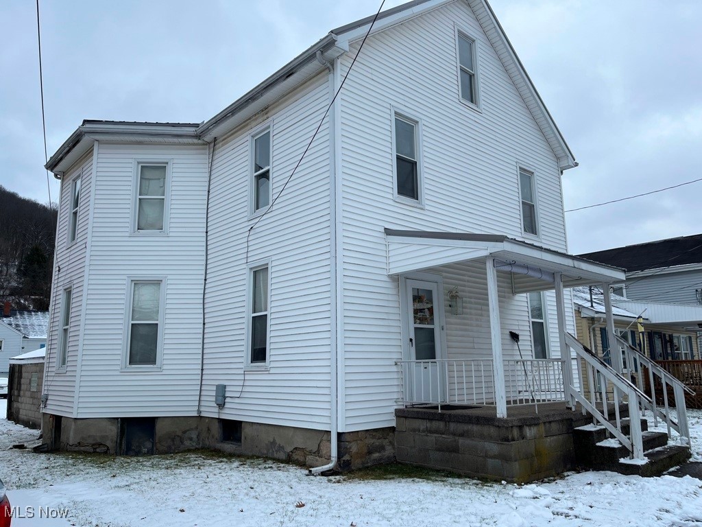918 Second Avenue Property Photo 1