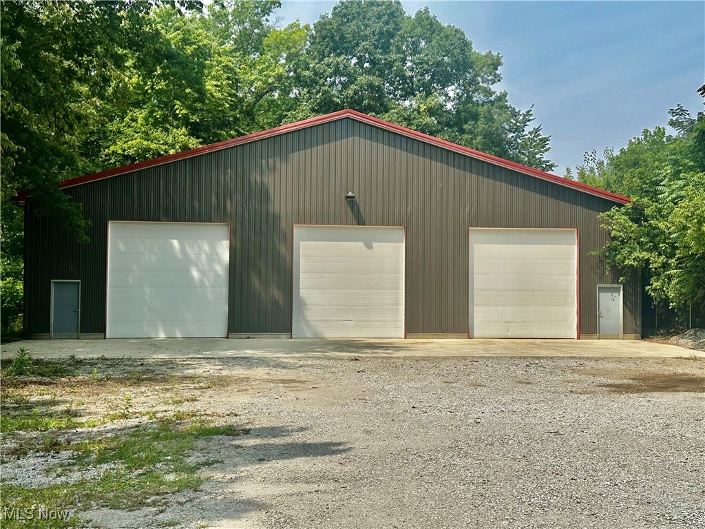 3470 Gilchrist Road Property Photo 4