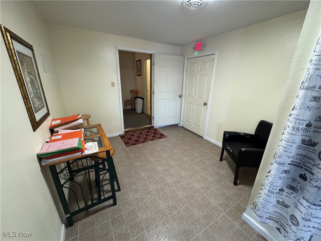 152 E Main Street Property Photo 23