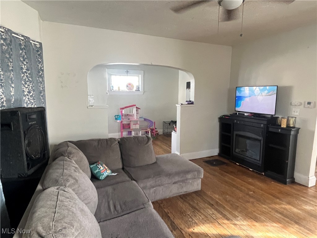 7409 Dearborn Avenue Property Photo 4