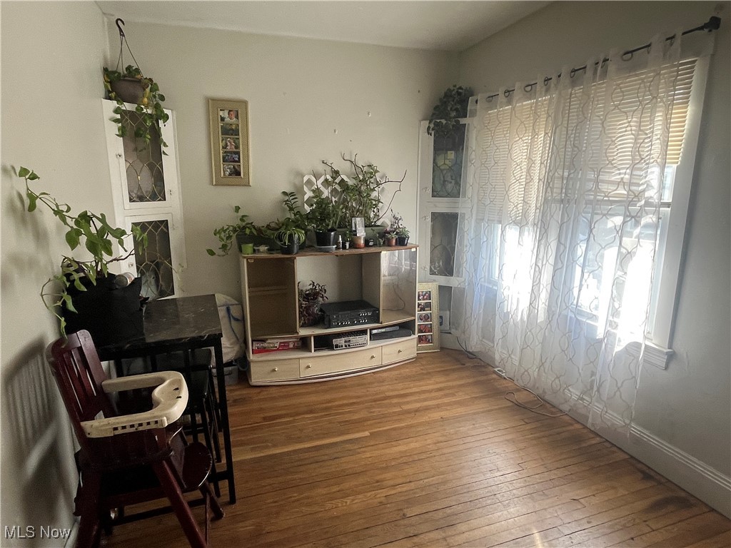 7409 Dearborn Avenue Property Photo 7
