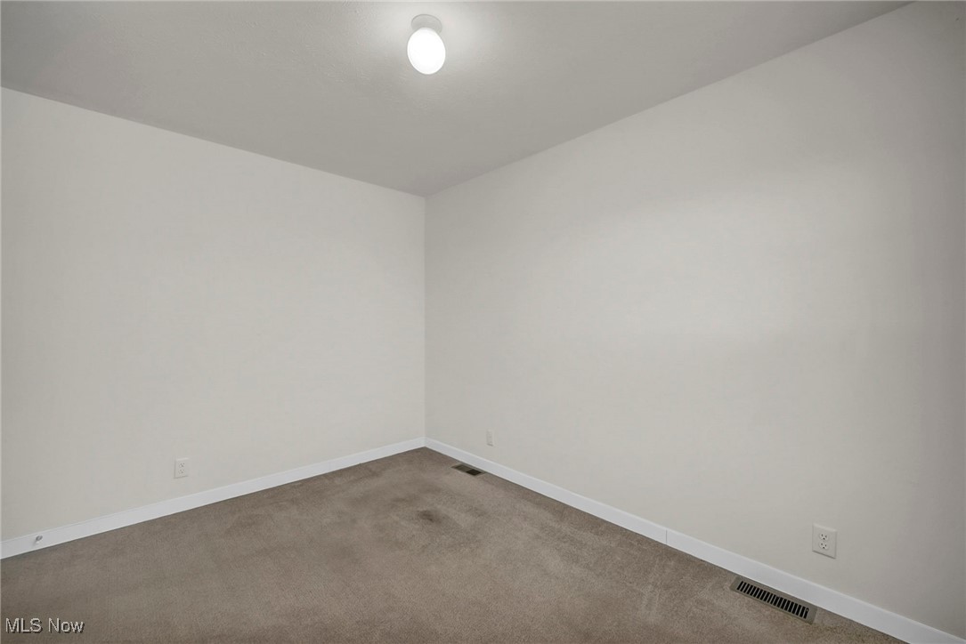 348 Robin Drive Property Photo 30