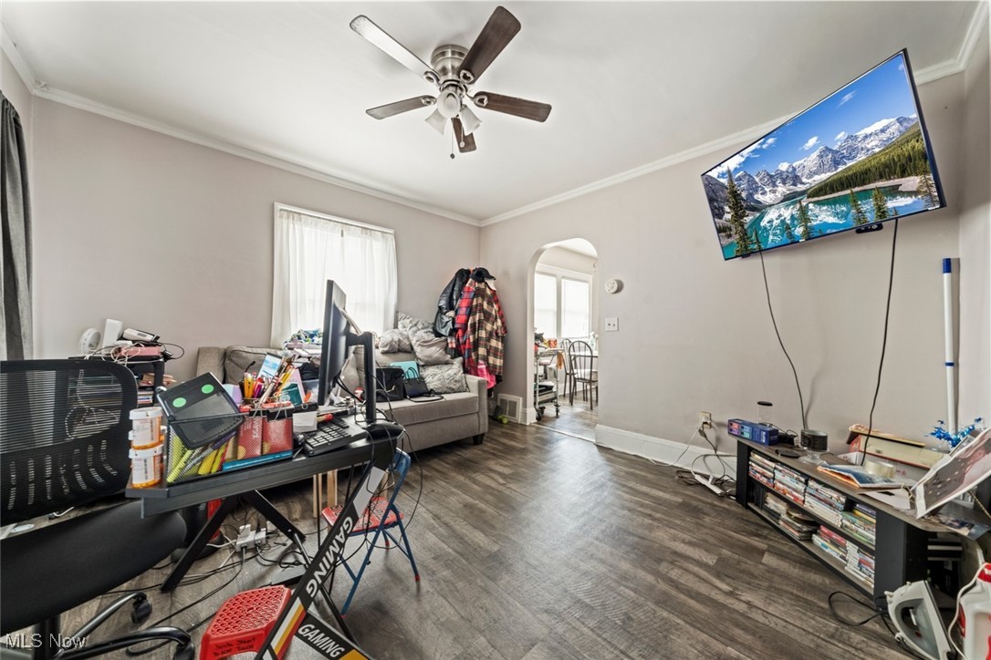 10609 Wadsworth Avenue Property Photo 3