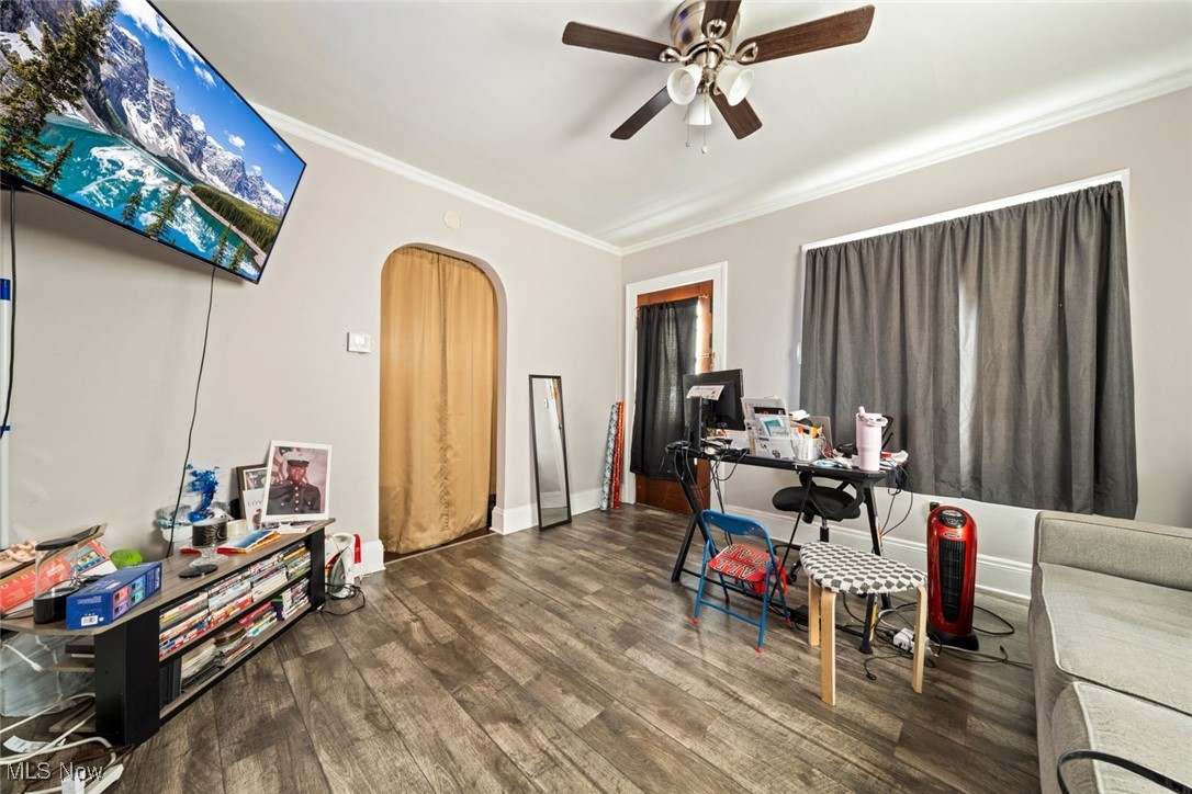 10609 Wadsworth Avenue Property Photo 4