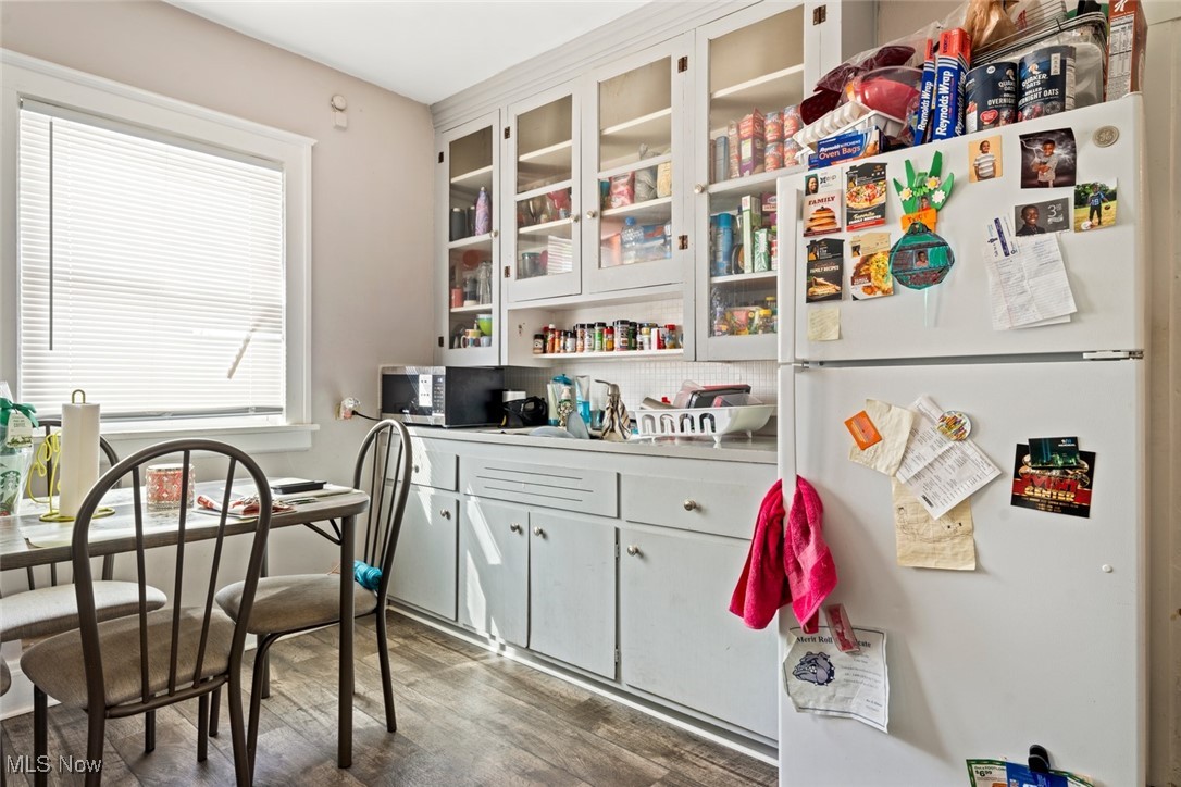 10609 Wadsworth Avenue Property Photo 7