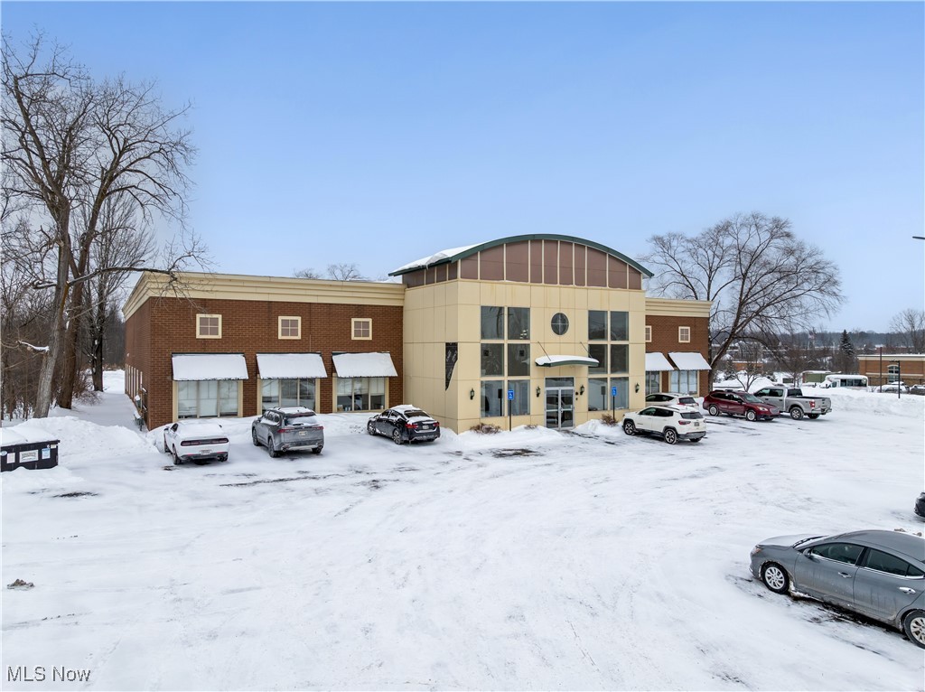 32875 Solon Road Property Photo 13