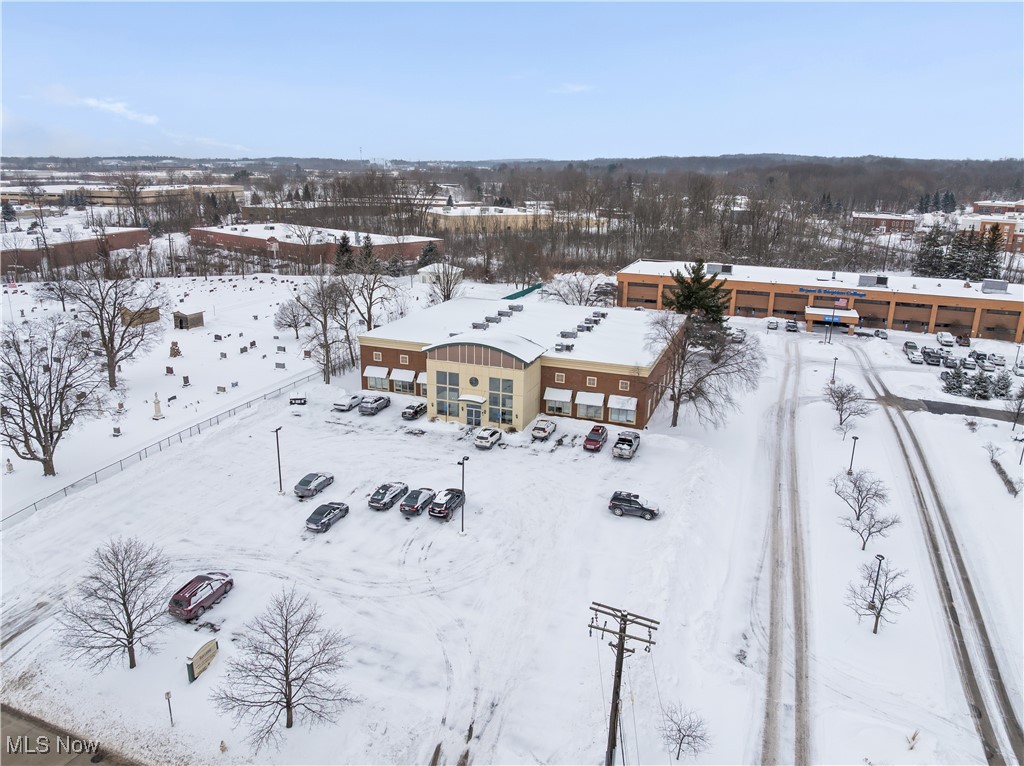 32875 Solon Road Property Photo 15