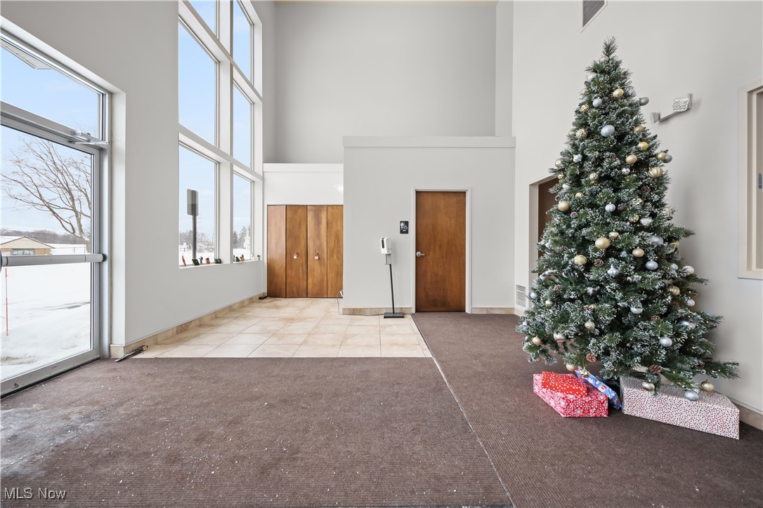 32875 Solon Road Property Photo 26