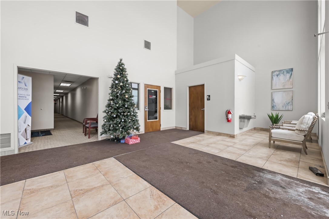 32875 Solon Road Property Photo 27