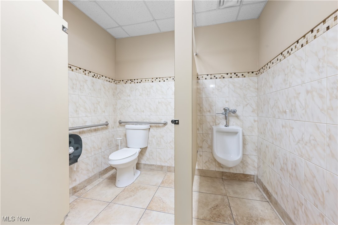 32875 Solon Road Property Photo 30