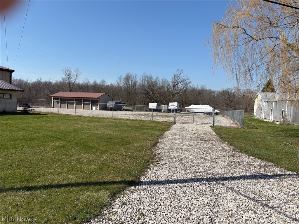 133 West Drive Property Photo 8