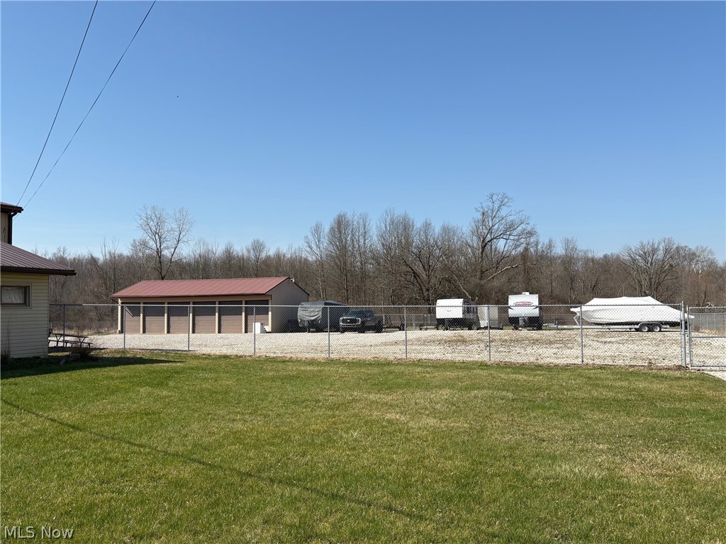 133 West Drive Property Photo 9
