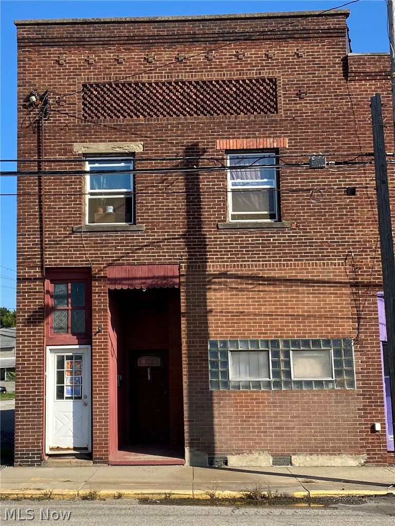 915 Wooster Road W Property Photo 1
