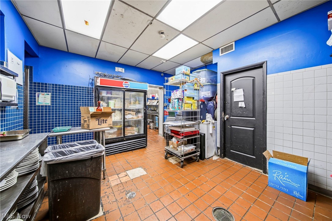 30829 Euclid Avenue Property Photo 12