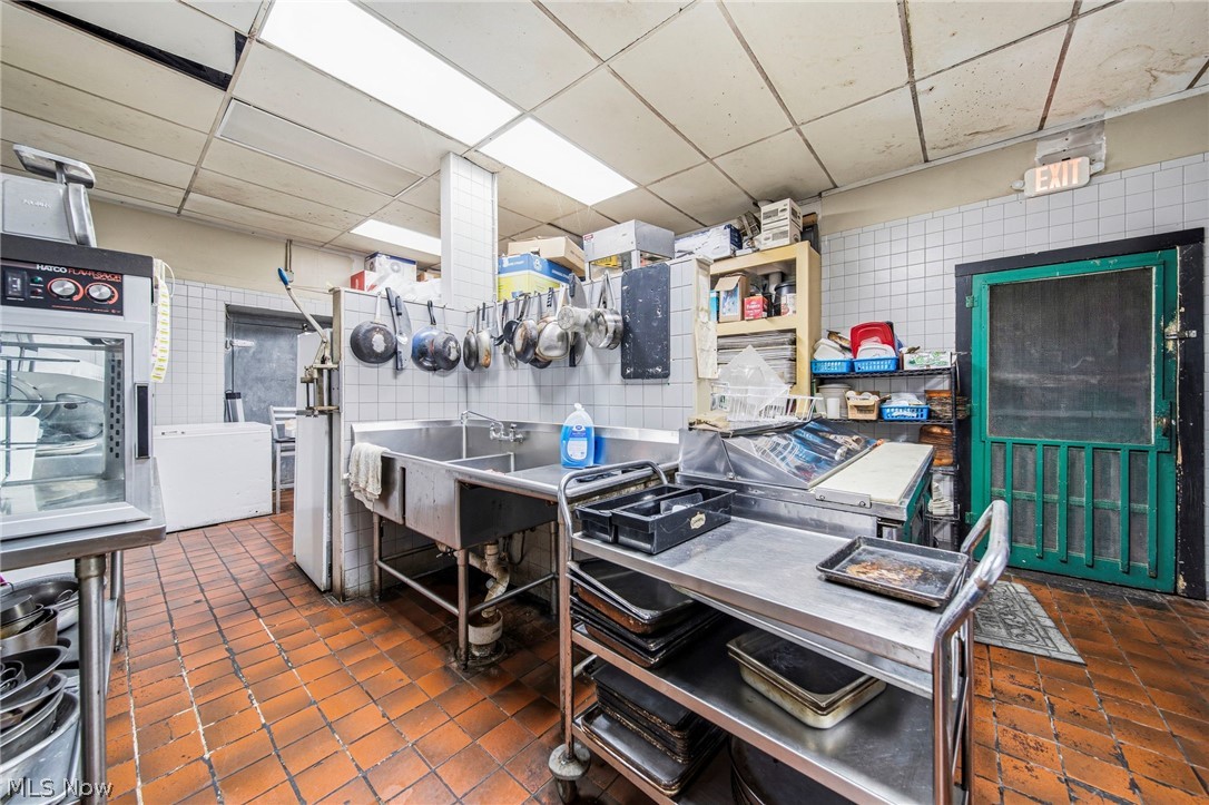 30829 Euclid Avenue Property Photo 15