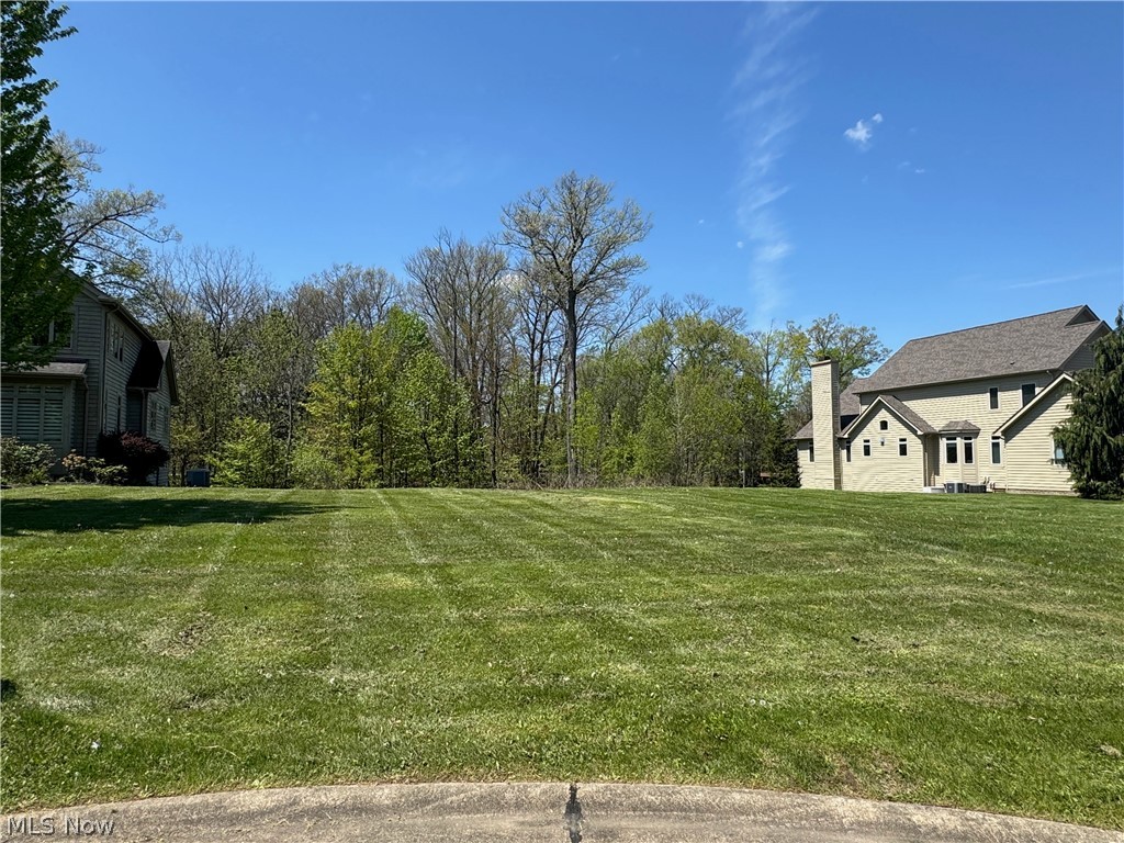 1906 Woodbrook Lane Property Photo 3