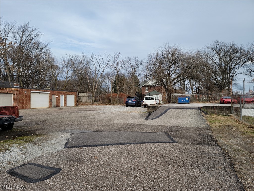 771 Moon Street Property Photo 5