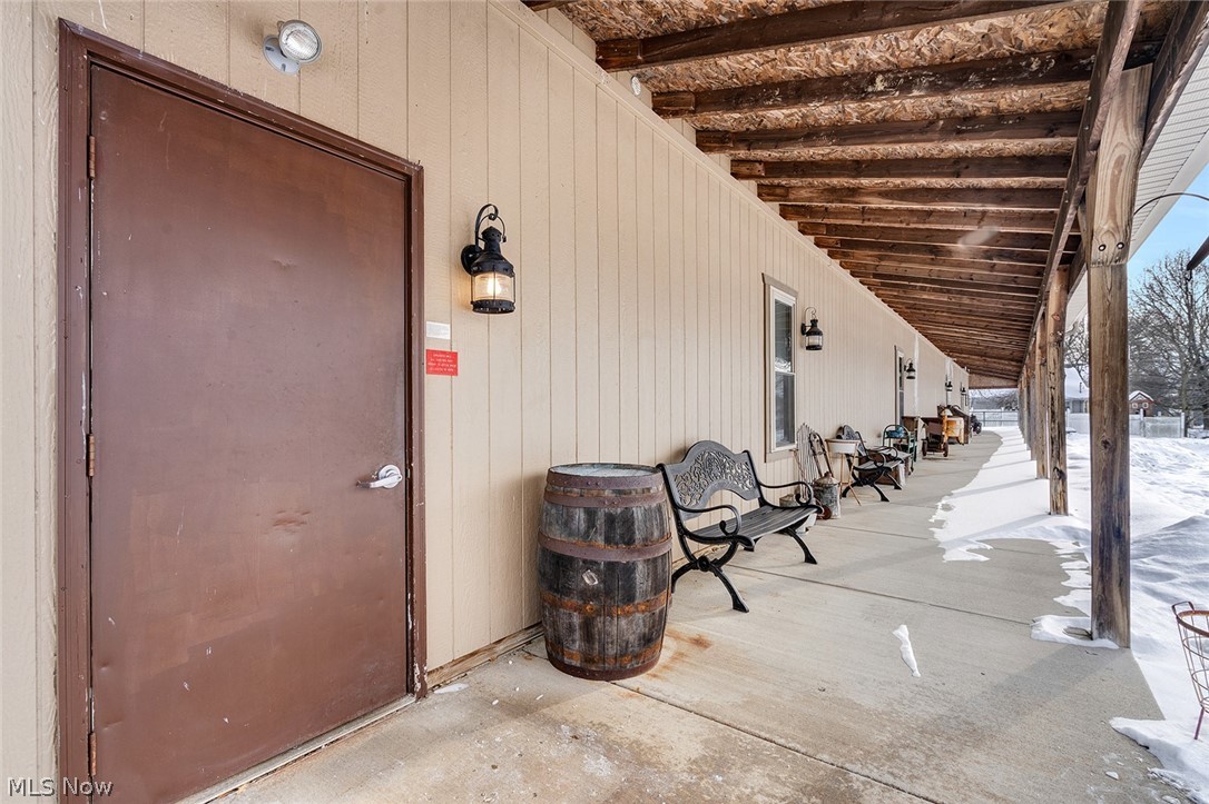 10725 Struthers Road Property Photo 4