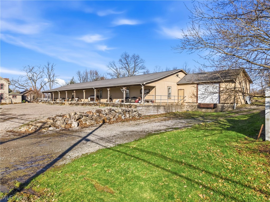 10725 Struthers Road Property Photo 6