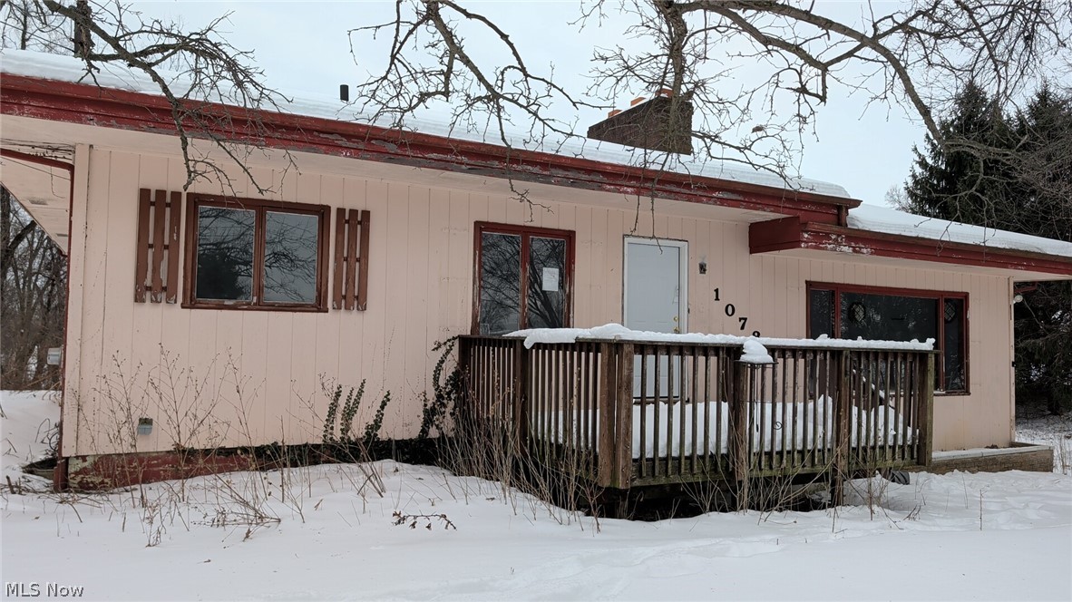 1078 Aberagg Road Property Photo 1