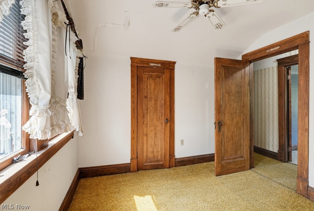 27015 Aurora Road Property Photo 24