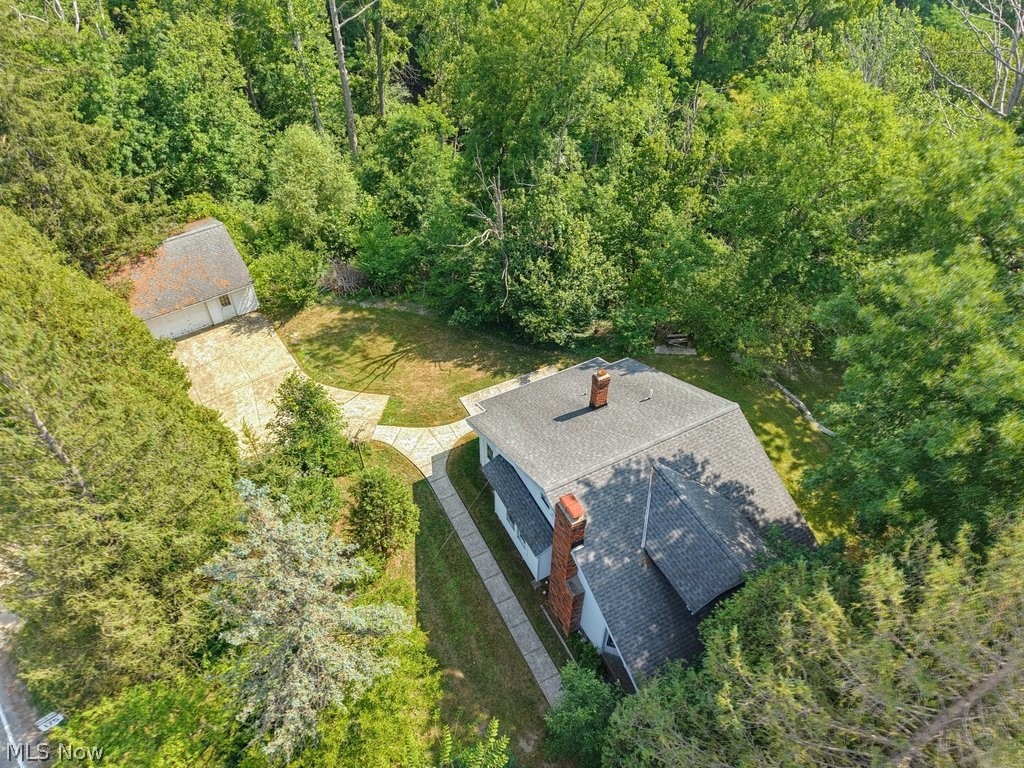 27015 Aurora Road Property Photo 33