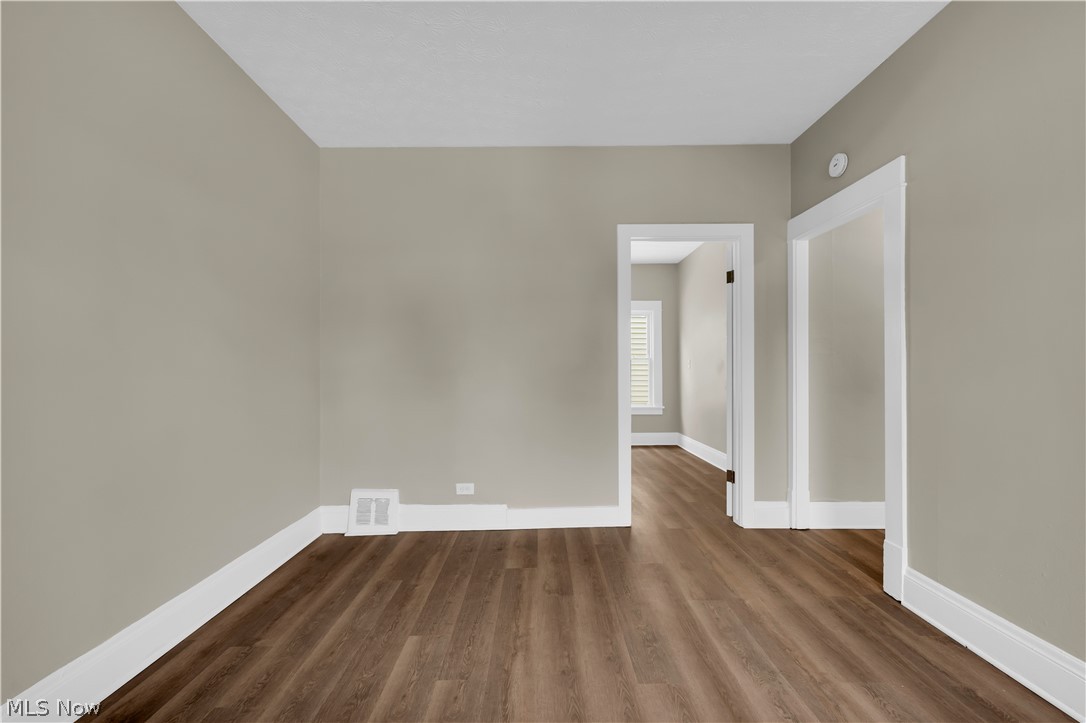 9409 Denison Avenue 3/dn Property Photo 5