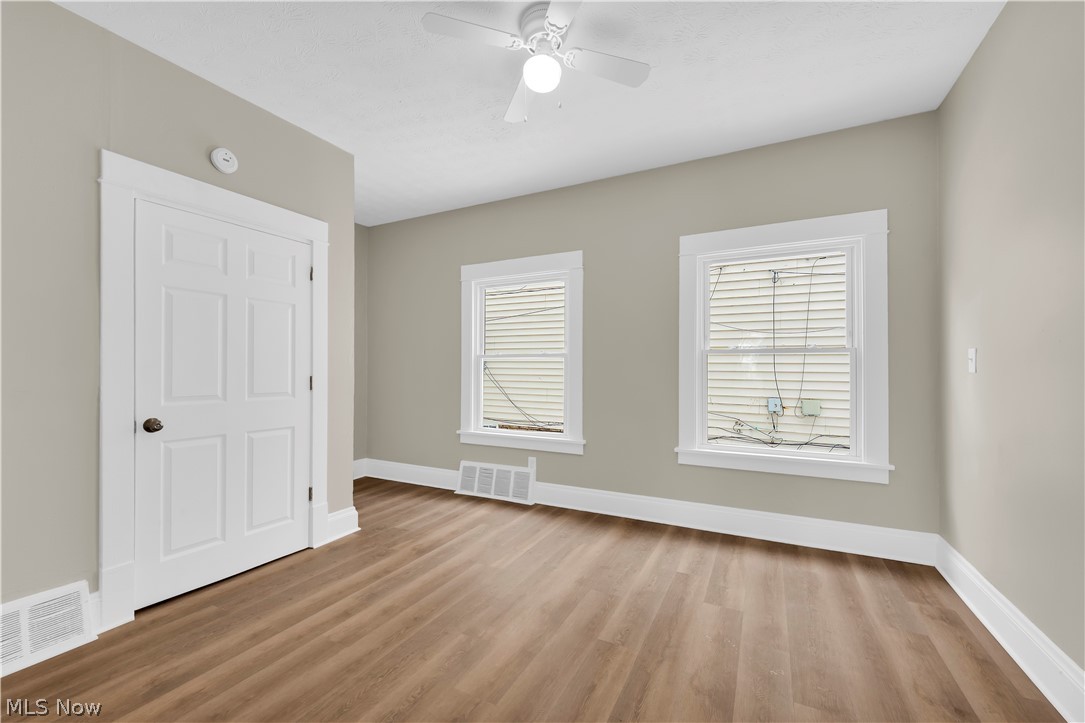 9409 Denison Avenue 3/dn Property Photo 14