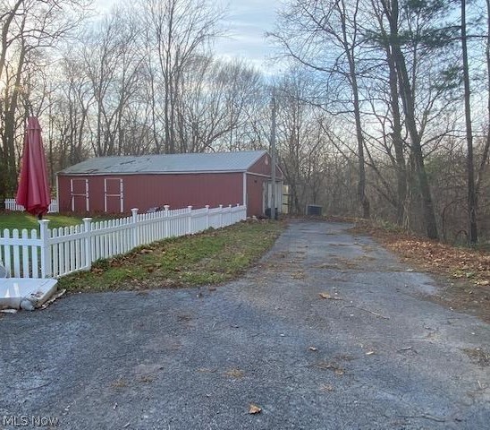 202 Old State Road S Property Photo 32