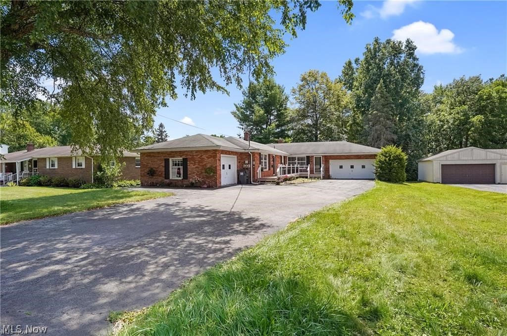 321 Meadowbrook Avenue Property Photo 1