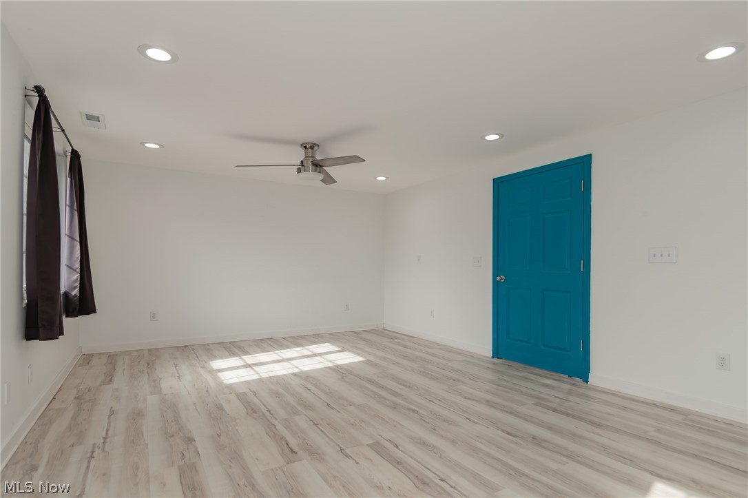 5393 Pearl Road Property Photo 19