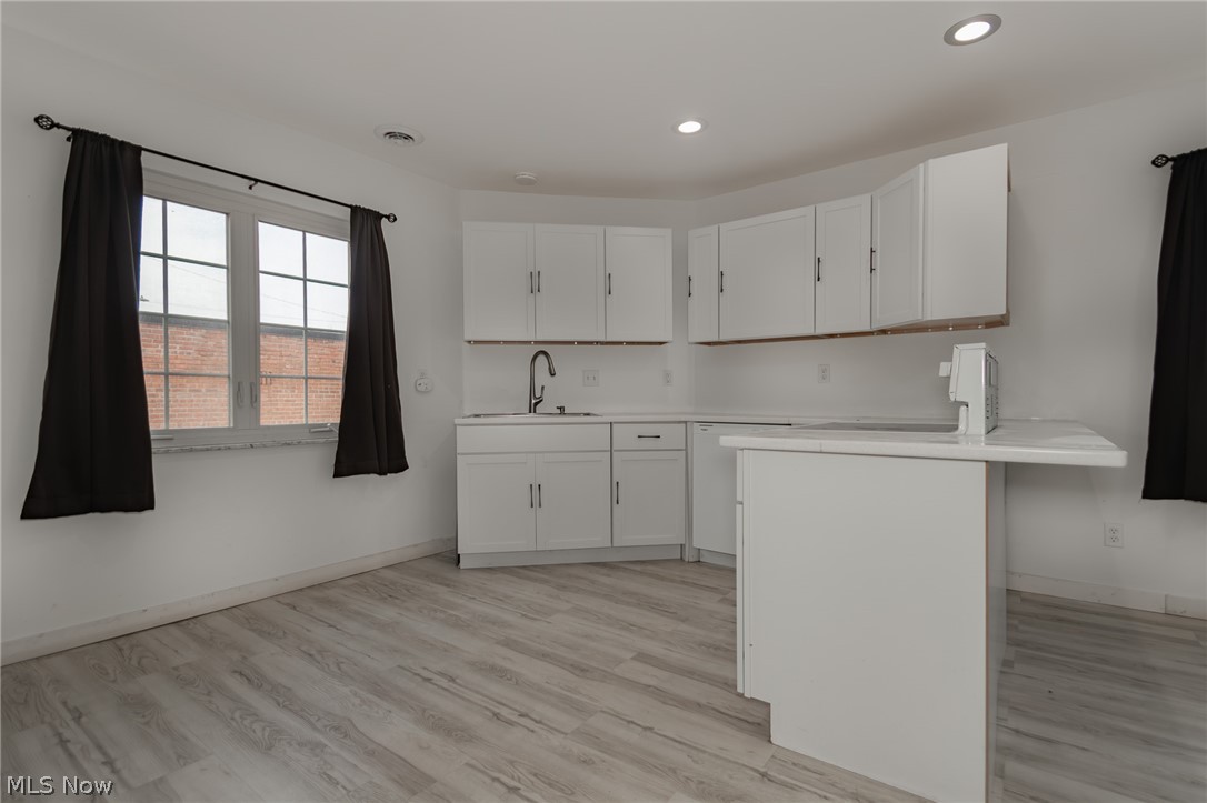 5393 Pearl Road Property Photo 24