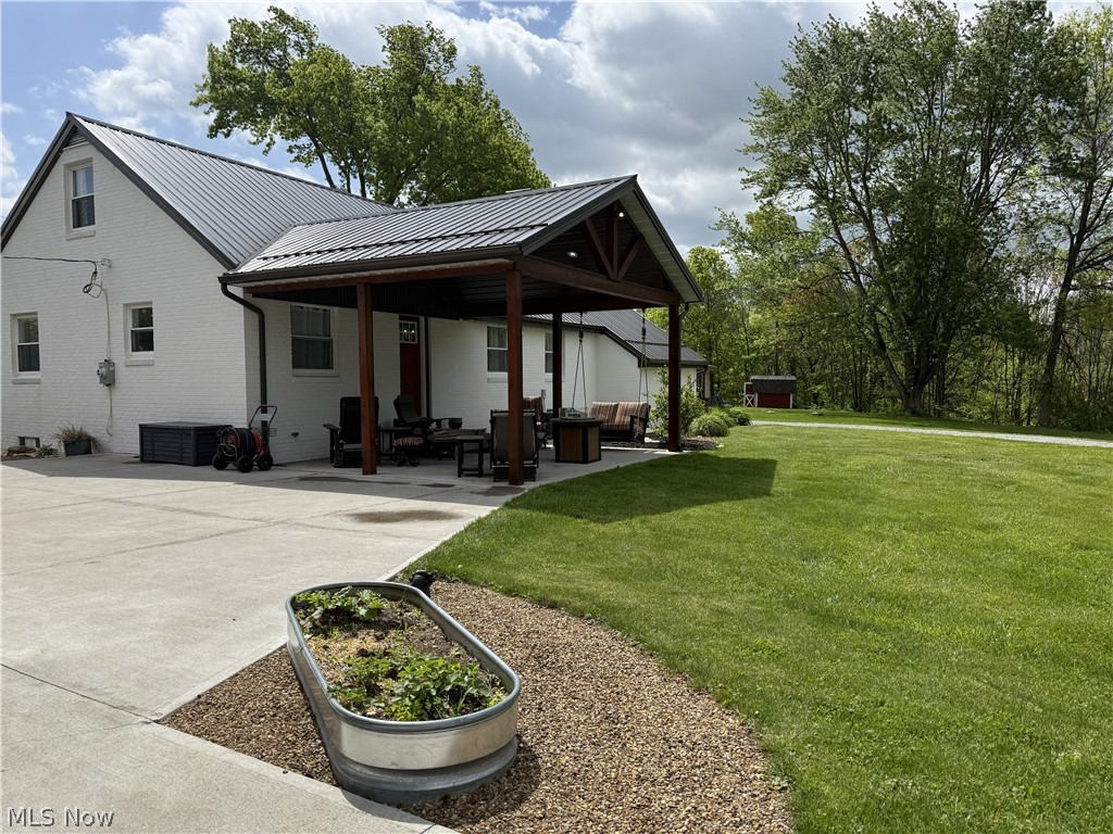 7184 State Route 43 Property Photo 4