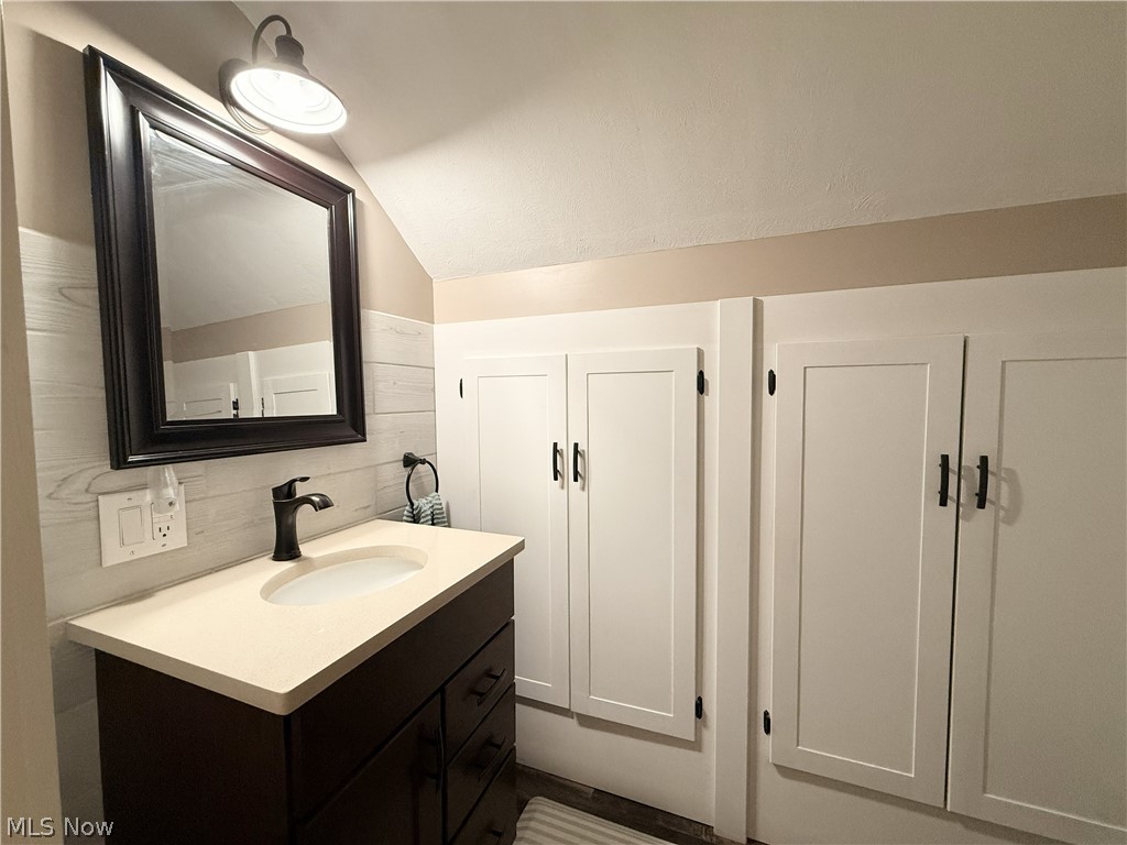 7184 State Route 43 Property Photo 27