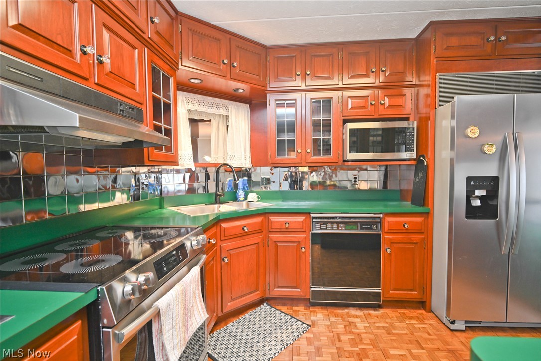 5200 West Boulevard 505 Property Photo 17