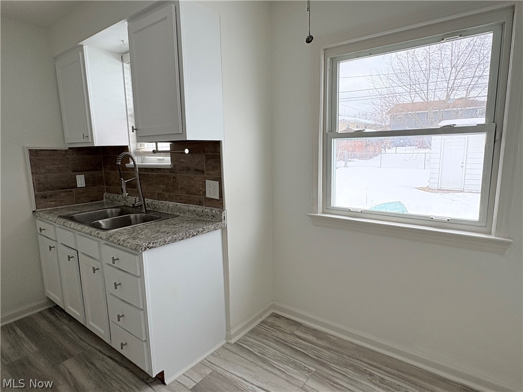 15521 Corkhill Road Property Photo 6