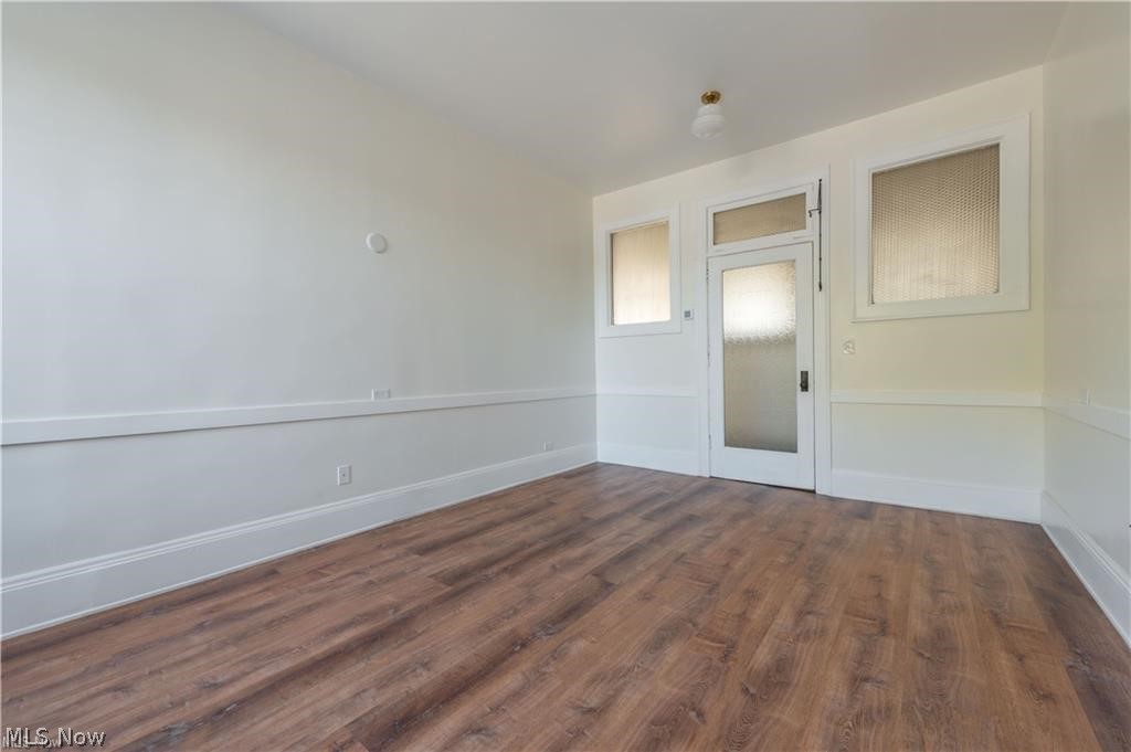 2082 W 65th Property Photo 20