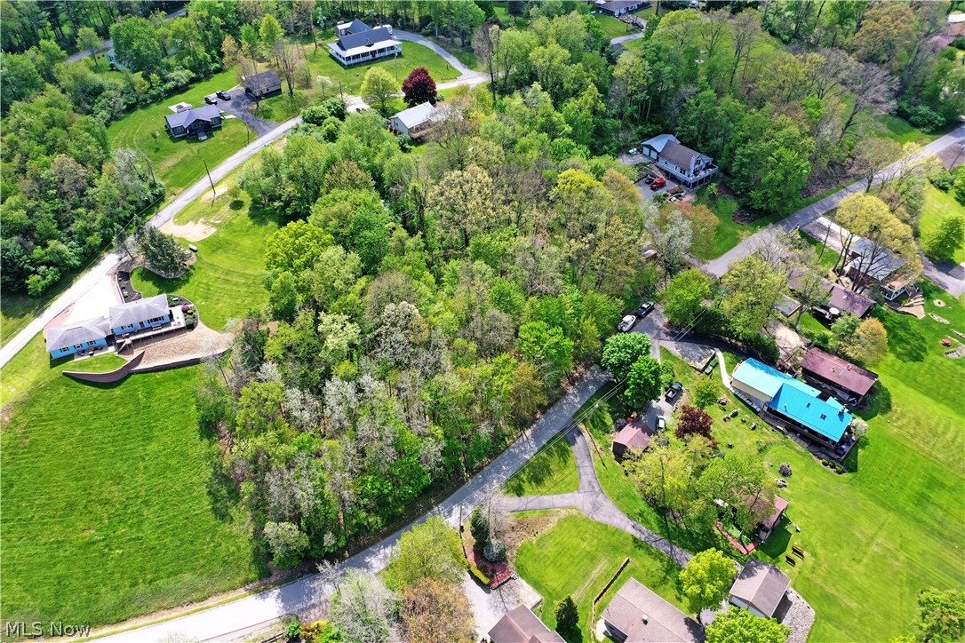 47912 Tomahawk Drive Property Photo 10