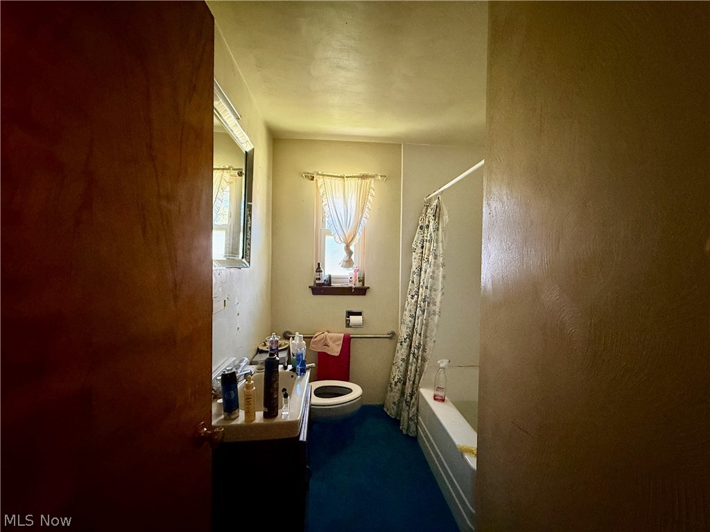 237 Shields Road Property Photo 8