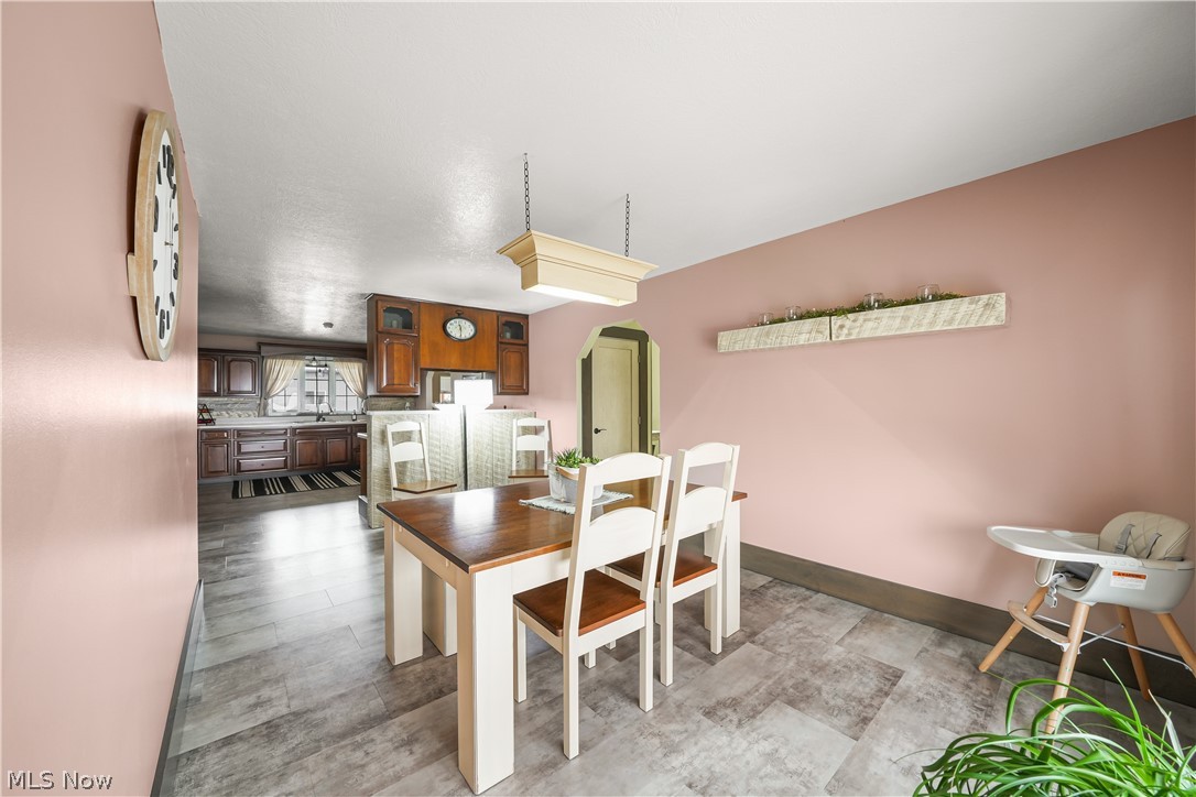 9561 Creaser Road Property Photo 6