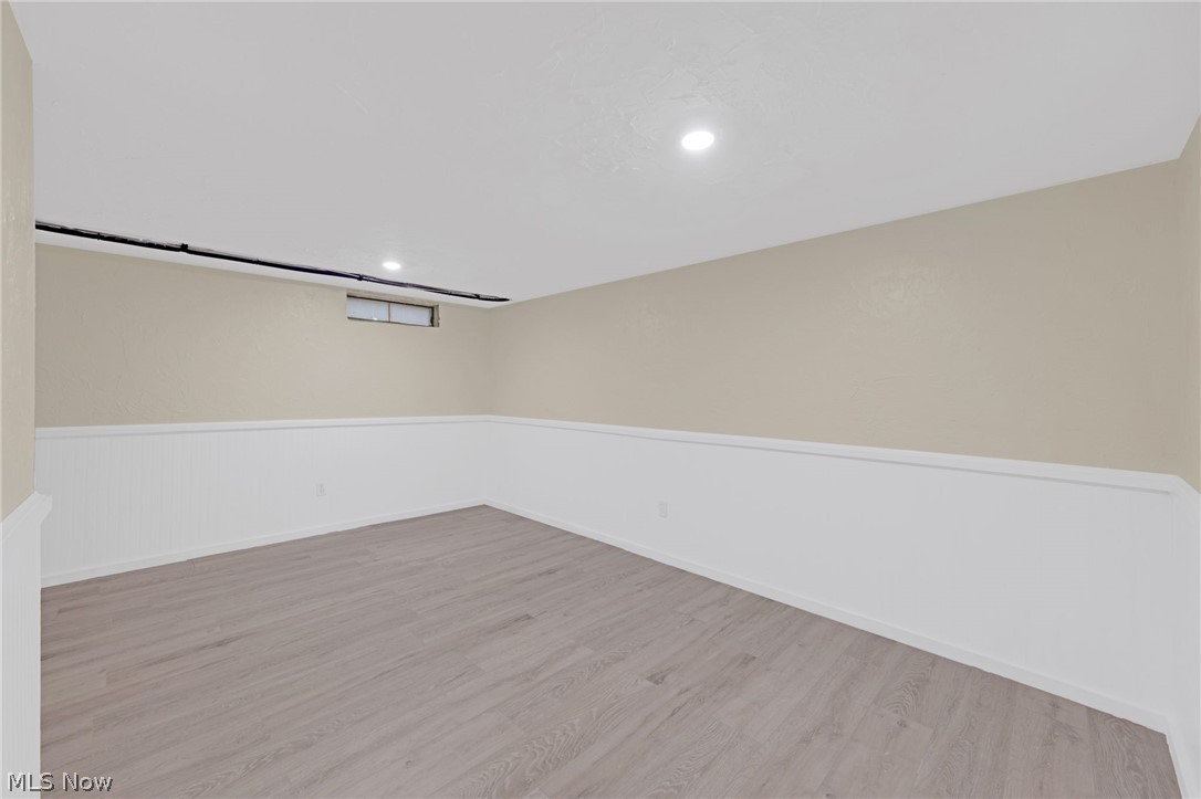6377 Ledgebrook Drive Property Photo 23